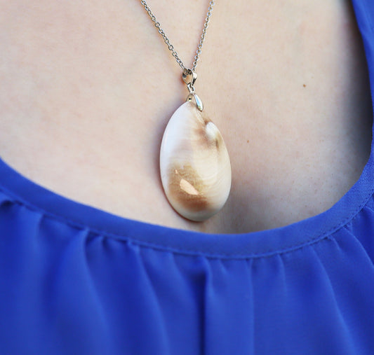 Pendentif en Œil de Sainte-Lucie